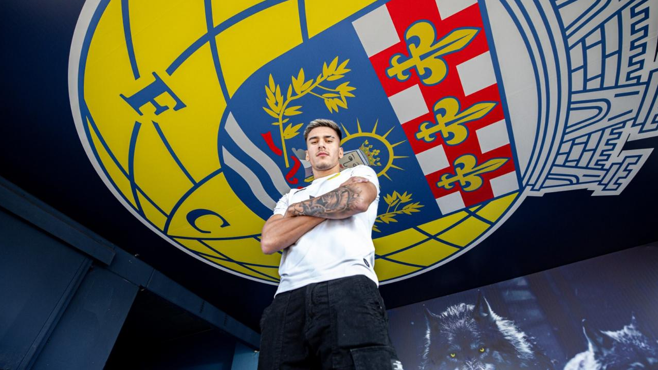 Mansilla assina pelo Arouca por três épocas