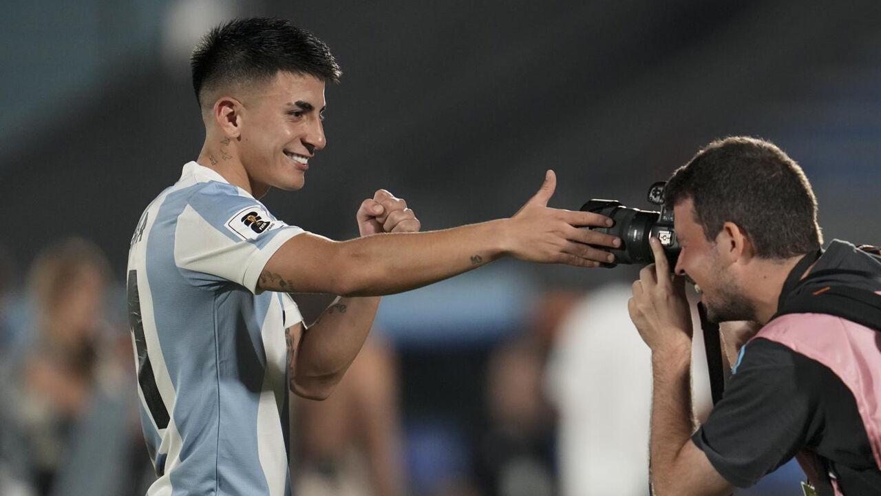 Thiago Almada não é hipótese para o Benfica