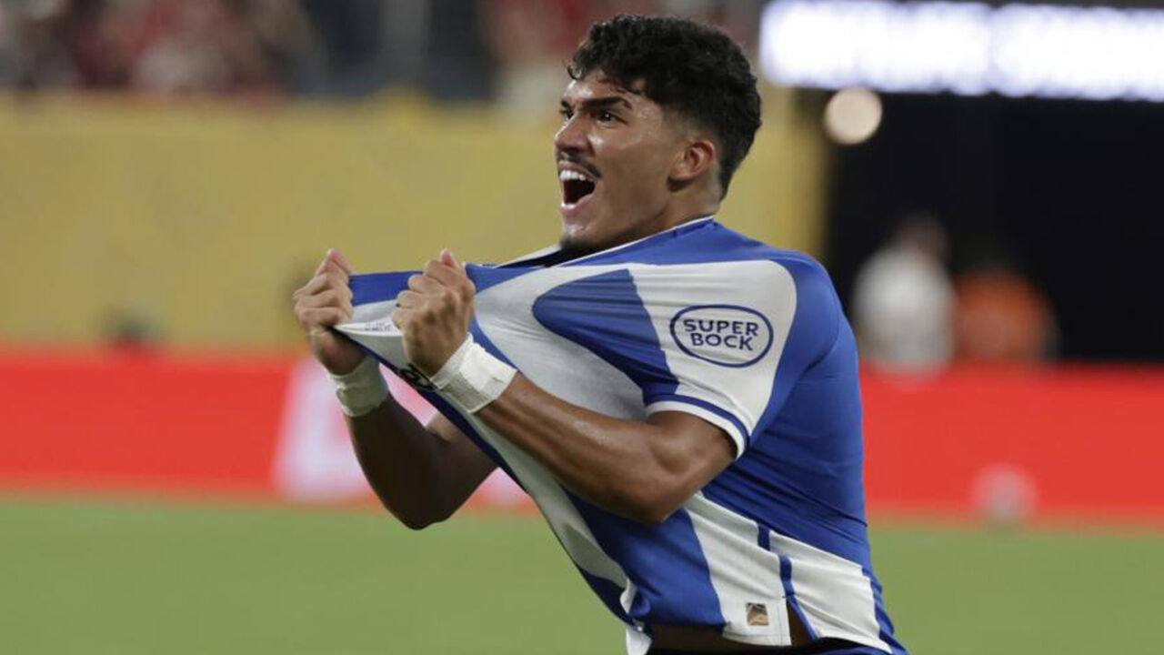 William Gomes foi o melhor jogador do FC Porto frente ao Al Ahly