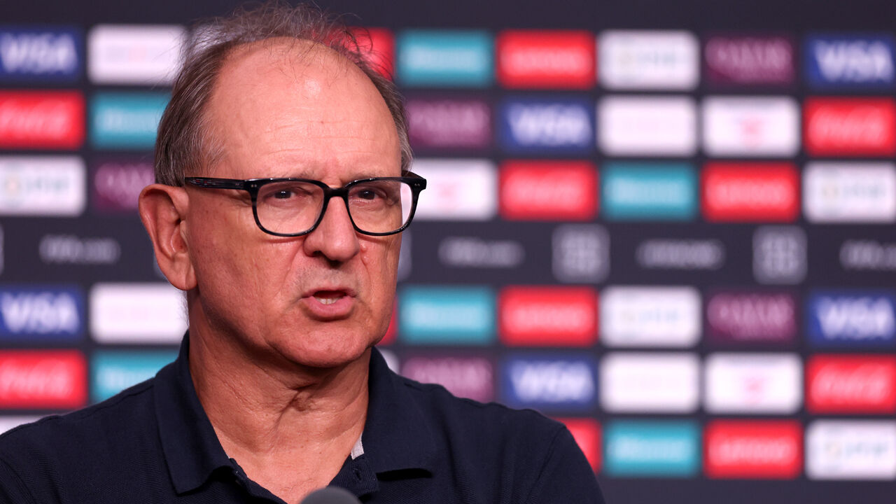 Auckland revoltados pedem demissão do treinador Paul Posa após ultimato ao clube