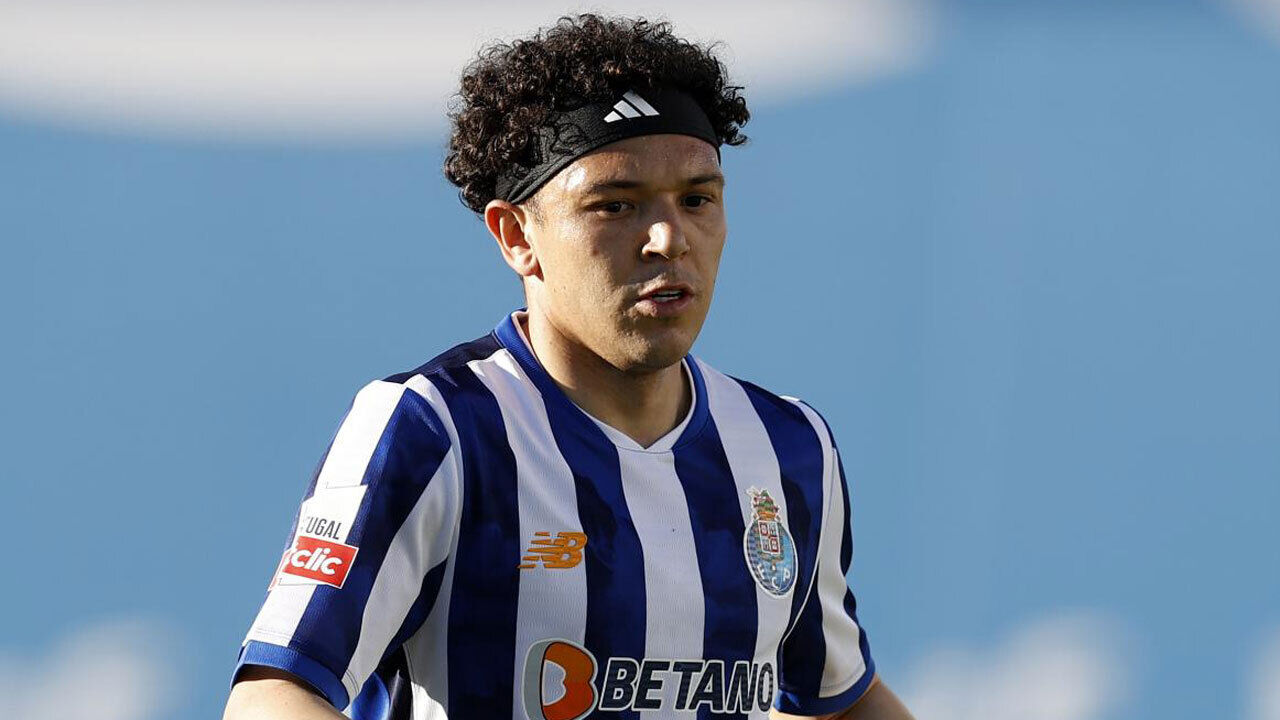 Pepê, extremo do FC Porto, cobiçado por Mourinho e clubes da Premier League.
