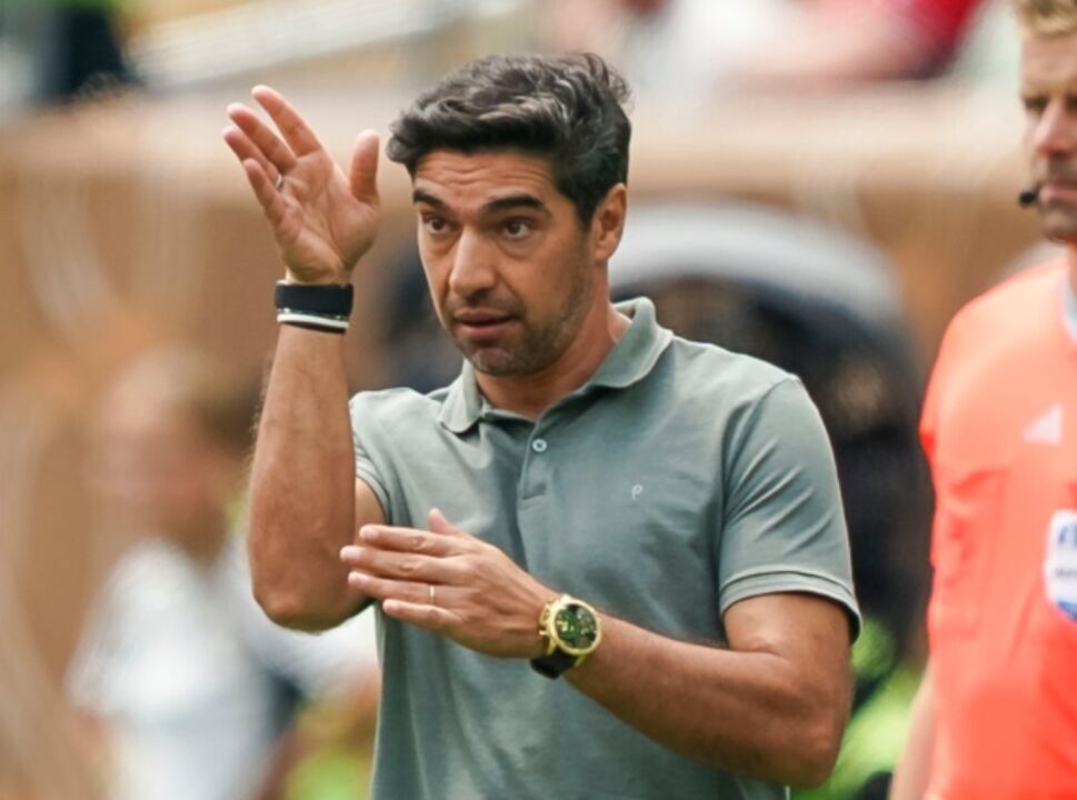 Abel Ferreira elogiou Paulinho após o jogo em Filadélfia e comentou sobre as ausências na equipa