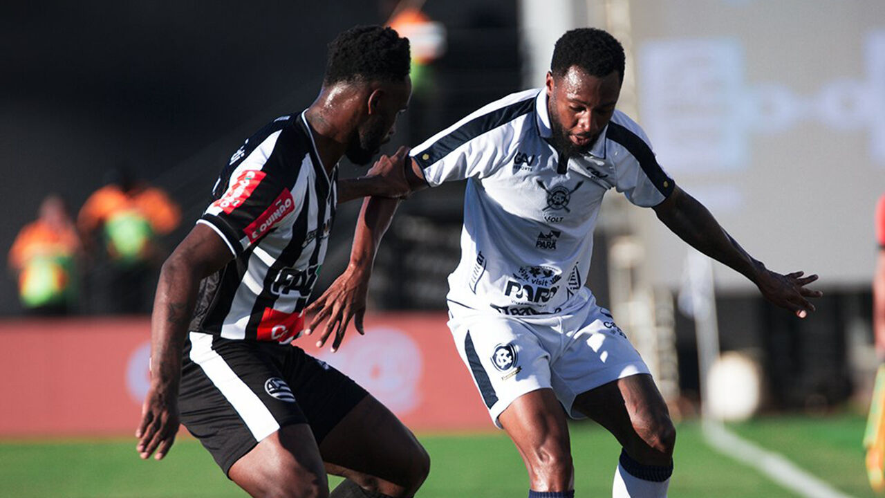 António Oliveira vence Rui Duarte num jogo da Série B do Brasileirão