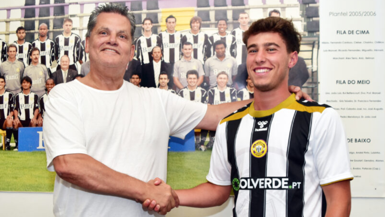 Martim Gustavo assina pelo Nacional por três temporadas