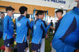 Campeões da Europa pelos sub-17 recebidos pela equipa principal do FC Porto no Olival