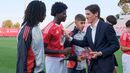 Benfica distingue campeões europeus de sub-17 no Seixal
