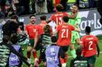 Jogadores de futebol celebram golo em jogo da Liga das Nações