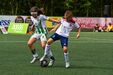 Jogadores disputam a bola no Torneio Internacional Pauleta Azores Soccer