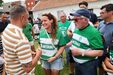 Rui Borges recebe homenagem em Mirandela e autografa camisolas do Sporting.