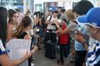 Adeptos apoiaram dragões na partida para os EUA