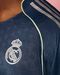 Símbolo do Real Madrid no 2.º equipamento do Real Madrid para 25/26