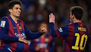 Bartra com Messi no Barcelona, em 2015