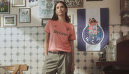 Sara Sampaio veste a camisola alternativa do FC Porto