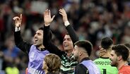 Cristiano Ronaldo celebra com a seleção portuguesa