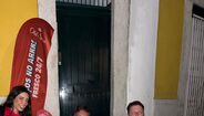 Equipas da Old Spice refrescam a noite dos Santos Populares em Lisboa