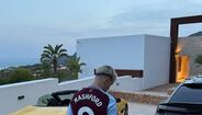 Garnacho usa camisola de Rashford no Aston Villa