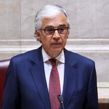<![CDATA[ Aguiar-Branco lamenta morte de Jorge Costa e enaltece "marca indelével" que deixou no desporto ]]>