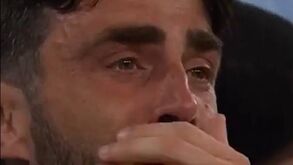 Lavado em lágrimas: adjunto do PSG não esqueceu a mulher após glória em Munique