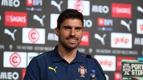João Neves e Vitinha entre os 