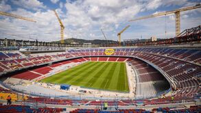 «Mais perto»: Barcelona mostra imagens inéditas do novo Camp Nou