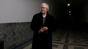 Da denúncia de assédio sexual ao processo disciplinar do Vaticano: quem é D. Carlos Azevedo?