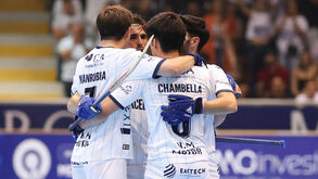 OC Barcelos vence na Luz nos penáltis e fica a um triunfo da final do playoff