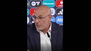 Luis de la Fuente fala em 'admiração sem limites' por Cristiano Ronaldo: «Será um rival duríssimo»