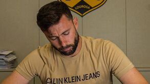 Ricardo Moura renova por mais uma época com o Lus. Lourosa