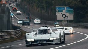 Porsche 963 RSP 'foge' das 24 Horas de Le Mans para a estrada