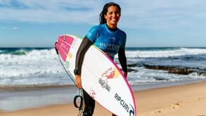 Três surfistas portuguesas nos quartos de final do Newcastle Surfest
