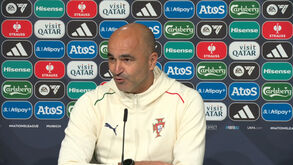 Roberto Martínez deve ser apenas avaliado pelos troféus? Os argumentos do treinador e a experiência na Bélgica