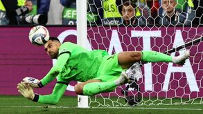 Diogo Costa defende penálti de Morata