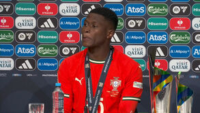 Descansar e recuperar é tão ou mais importante do que treinar: os segredos para a melhor época de Nuno Mendes