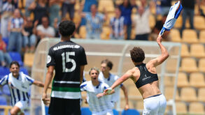 FC Porto vence Sporting com golo ao cair do pano e decide título com o Benfica 