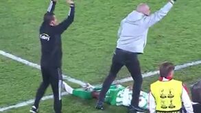 Momentos de pânico na Colômbia: Andrés Román cai em campo inanimado   