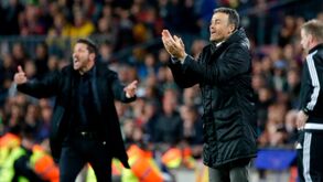 Luis Enrique e Simeone, técnicos de PSG e At. Madrid, em campo