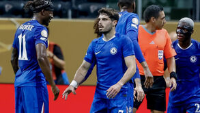 Jogo entre Chelsea e Los Angeles FC em andamento