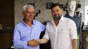 Aparecida sem profissionais: o presidente serralheiro e o míster vendedor