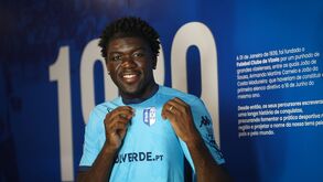 Giovani Bamba é reforço do Vizela até 2027
