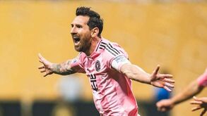 Messi celebra golo pelo Inter Miami contra o FC Porto