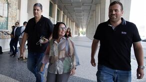 Joana Marques partilha vídeo a gozar com crise de acne de Sérgio Rosado