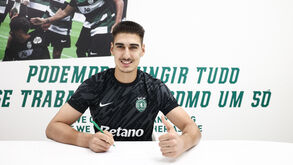Guilherme Pires renova contrato com o Sporting e assina até 2027