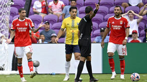 Salman Ahmad Falahi comando jogo em Orlando