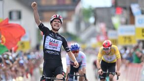 João Almeida vence 7.ª etapa da Volta à Suíça