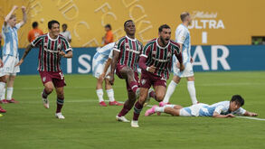 Jogadores do Fluminense celebram durante o jogo contra o Ulsan no Mundial de Clubes
