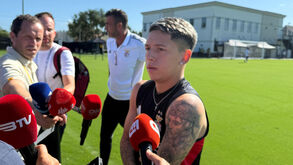 Prestianni fala com os jornalistas