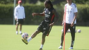 Benfica vai tentar renovar empréstimo de Renato Sanches 