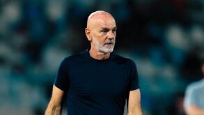 Oficial: Stefano Pioli deixa o comando técnico do Al Nassr de Cristiano Ronaldo