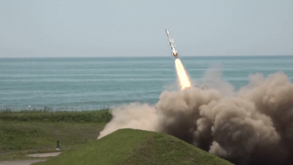 Japão realiza o primeiro teste com mísseis no seu próprio território