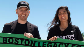 Filipa Patão deixa milhares de euros na Luz e entra diretamente no top-10 dos treinadores mais bem pagos da NWSL